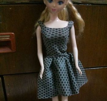 芭比衣服制作之diy美美连衣裙教程